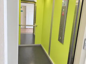 Pronájem bytu 2+kk, Praha - Kobylisy, Slancova, 62 m2