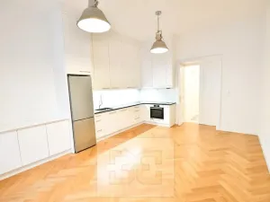 Pronájem bytu 3+kk, Praha - Nové Město, Dittrichova, 87 m2