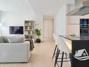 Prodej bytu 4+kk, Estepona, Španělsko, 135 m2