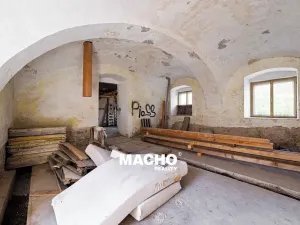 Prodej obchodního prostoru, Řitka, Na návsi, 286 m2
