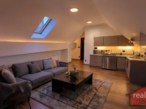 Prodej bytu 2+kk, Nupaky, Nupacká, 82 m2