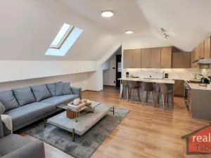 Prodej bytu 2+kk, Nupaky, Nupacká, 82 m2
