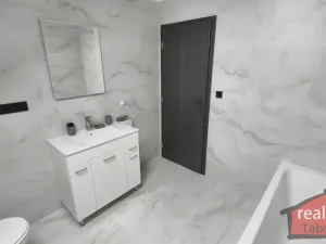Prodej bytu 2+kk, Nupaky, Nupacká, 82 m2