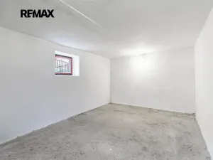 Prodej rodinného domu, Chrást, Uhelná, 196 m2