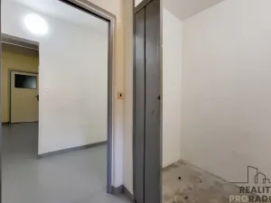 Prodej bytu 3+1, Kyjov, Sídliště U Vodojemu, 60 m2
