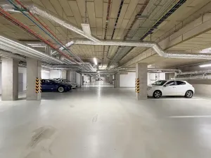 Prodej garážového stání, Brno, třída Generála Píky, 12 m2