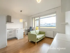 Pronájem bytu 1+kk, Praha - Vysočany, Poděbradská, 33 m2