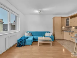 Prodej bytu 2+kk, Hradec Králové, Všehrdova, 53 m2