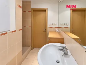 Pronájem bytu 2+kk, Praha - Horní Počernice, Komárovská, 59 m2