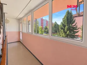 Pronájem bytu 2+kk, Praha - Horní Počernice, Komárovská, 59 m2