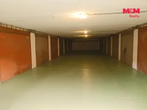 Pronájem garáže, Kladno - Kročehlavy, Bellevue, 16 m2