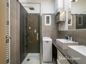 Pronájem bytu 2+kk, Praha - Nusle, Na Veselí, 50 m2