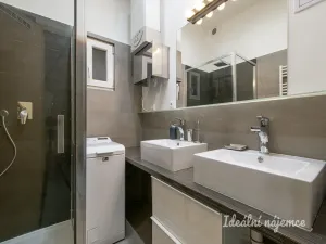 Pronájem bytu 2+kk, Praha - Nusle, Na Veselí, 50 m2