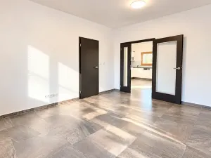 Pronájem bytu 2+kk, Nýřany, Masarykovo náměstí, 70 m2