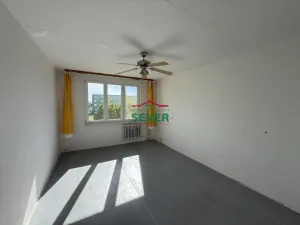 Prodej bytu 3+1, Postoloprty, Jiráskovo náměstí, 81 m2