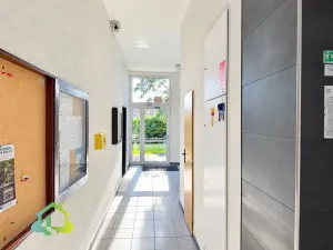 Pronájem bytu 2+kk, Praha - Kobylisy, Šiškova, 65 m2