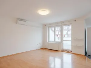 Prodej bytu 2+1, Praha - Kunratice, U zeleného ptáka, 67 m2