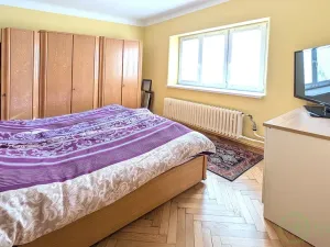 Prodej rodinného domu, Dobřenice, 216 m2