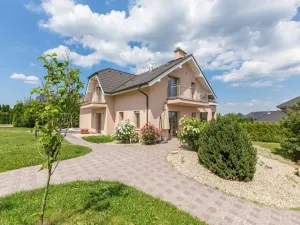 Pronájem rodinného domu, Trnová, 450 m2