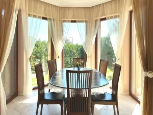 Pronájem rodinného domu, Trnová, 450 m2