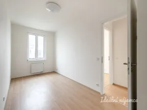 Pronájem bytu 4+kk, Praha - Ďáblice, U spojů, 107 m2