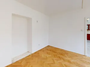 Pronájem bytu 2+kk, Tmaň, Sídliště, 38 m2