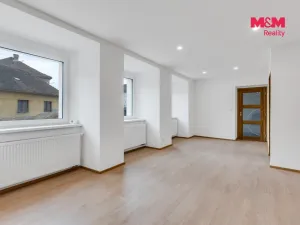 Prodej bytu 2+kk, Lochovice, 59 m2