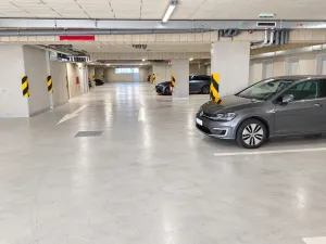 Prodej bytu 3+kk, Pardubice - Ohrazenice, U Sportovní školy, 77 m2