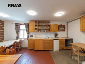 Prodej ubytování, Bartošovice v Orlických horách, 253 m2