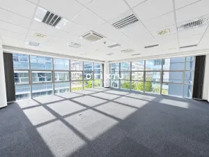 Pronájem kanceláře, Praha - Smíchov, Karla Engliše, 3214 m2
