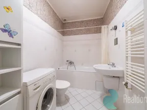Prodej bytu 2+kk, Odolena Voda, Náměstí Vítězslava Hálka, 39 m2