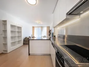Prodej bytu 2+kk, Praha - Stodůlky, Raichlova, 55 m2