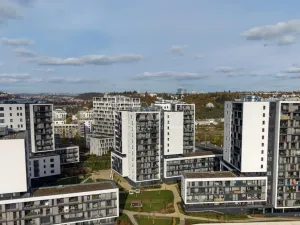 Pronájem garážového stání, Praha - Modřany, Mezi vodami, 13 m2