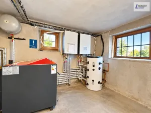 Prodej rodinného domu, Nečín, 500 m2