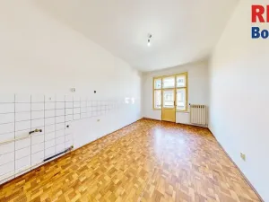 Prodej bytu 3+1, Praha - Bubeneč, Čechova, 125 m2