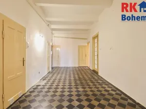 Prodej bytu 3+1, Praha - Bubeneč, Čechova, 125 m2