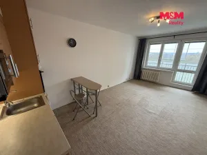 Prodej bytu 1+kk, Ostrava - Poruba, náměstí Václava Vacka, 30 m2