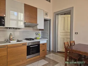 Pronájem bytu 2+kk, Praha - Karlín, Křižíkova, 56 m2