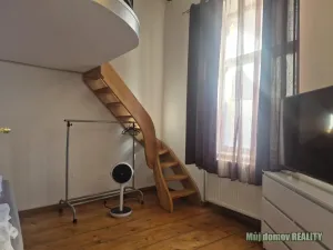 Pronájem bytu 2+kk, Praha - Karlín, Křižíkova, 56 m2