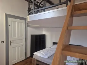 Pronájem bytu 2+kk, Praha - Karlín, Křižíkova, 56 m2