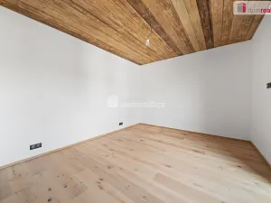 Prodej bytu 2+kk, Harrachov, 41 m2