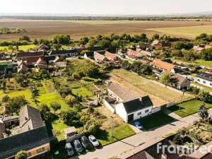 Prodej pozemku pro bydlení, Dyjákovice, 1033 m2