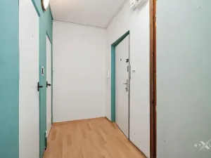 Pronájem bytu 1+1, Kladno, Finská, 34 m2