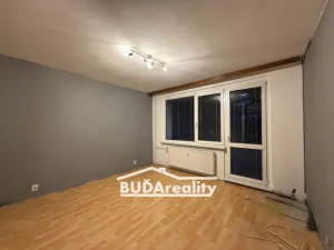 Pronájem bytu 2+1, Zlín, Středová, 58 m2