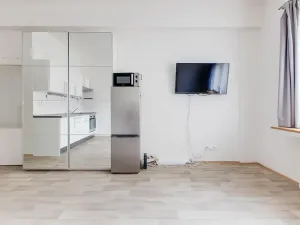 Pronájem bytu 1+kk, Praha, Sokolovská, 28 m2