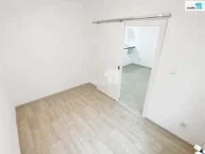 Pronájem bytu 2+kk, Hulín, Družba, 38 m2