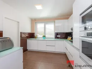 Prodej rodinného domu, Újezd, 346 m2