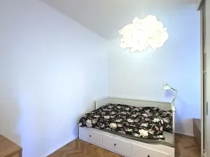 Pronájem bytu 2+1, Praha - Žižkov, Ambrožova, 69 m2