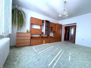 Pronájem bytu 2+1, Přeštice, Červenkova, 69 m2