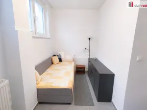 Pronájem bytu 1+kk, Praha - Smíchov, Mošnova, 21 m2